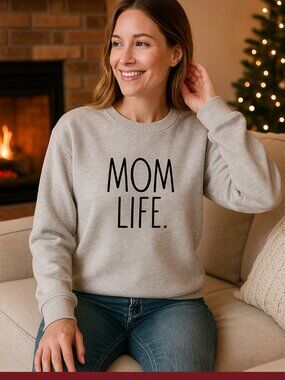 Rae Dunn “MOM LIFE” Sweatshirt Gray Cozy Long Sleeve Pullover Women’s Medium